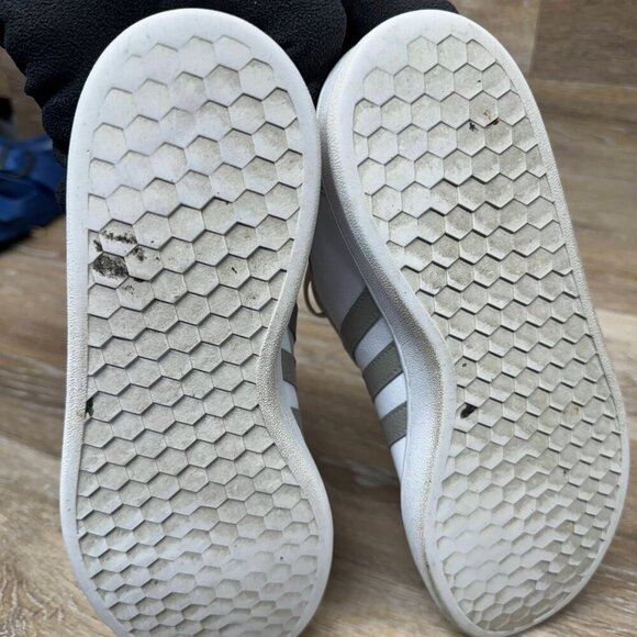 Adidas Grand Court White Leather Sneaker Women's Size 8 - Picture 4 of 5